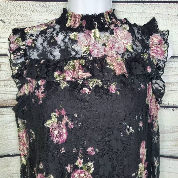 Crave Fame by Almost Famous Women’s Large Black Floral Lace Sleeveless Ruffle Bl - Picture 2 of 7